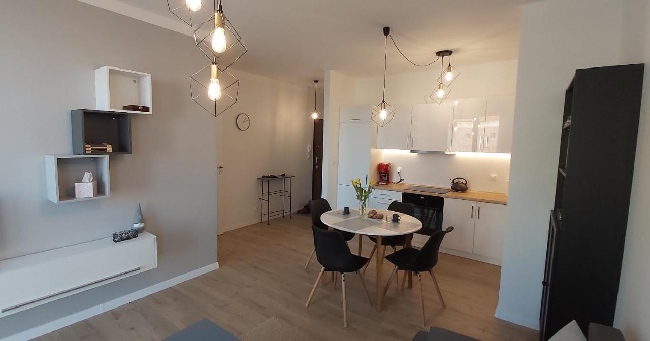 Central Apartments Ogrody 1 & Parking Gdansk Dış mekan fotoğraf